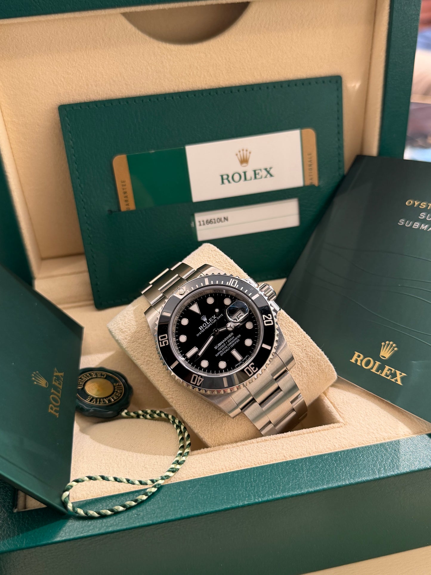 Sub date 40 mm  🖤😍