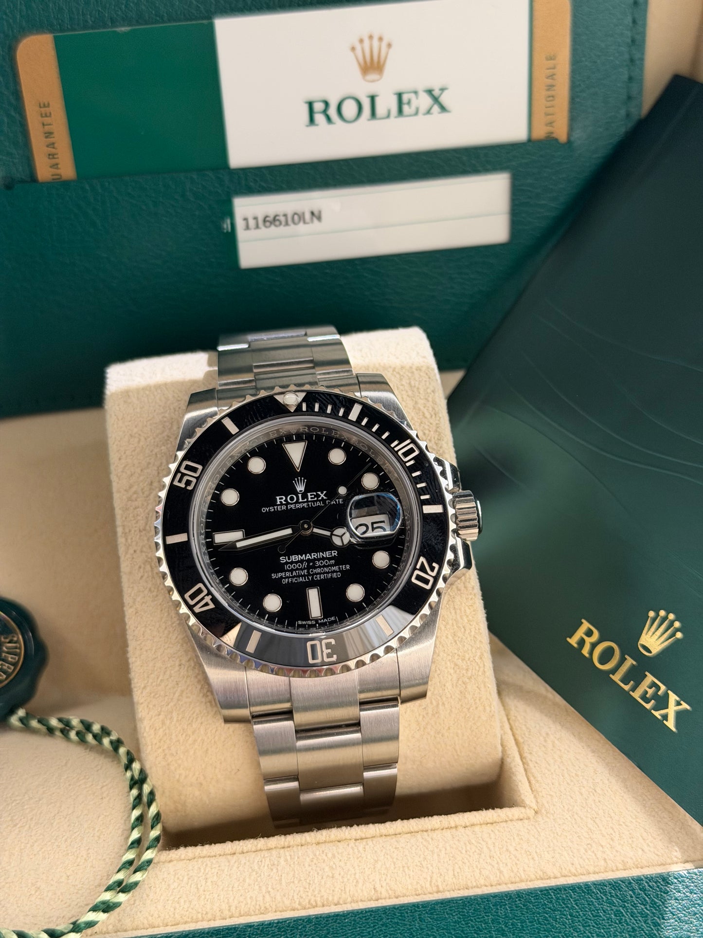 Sub date 40 mm  🖤😍